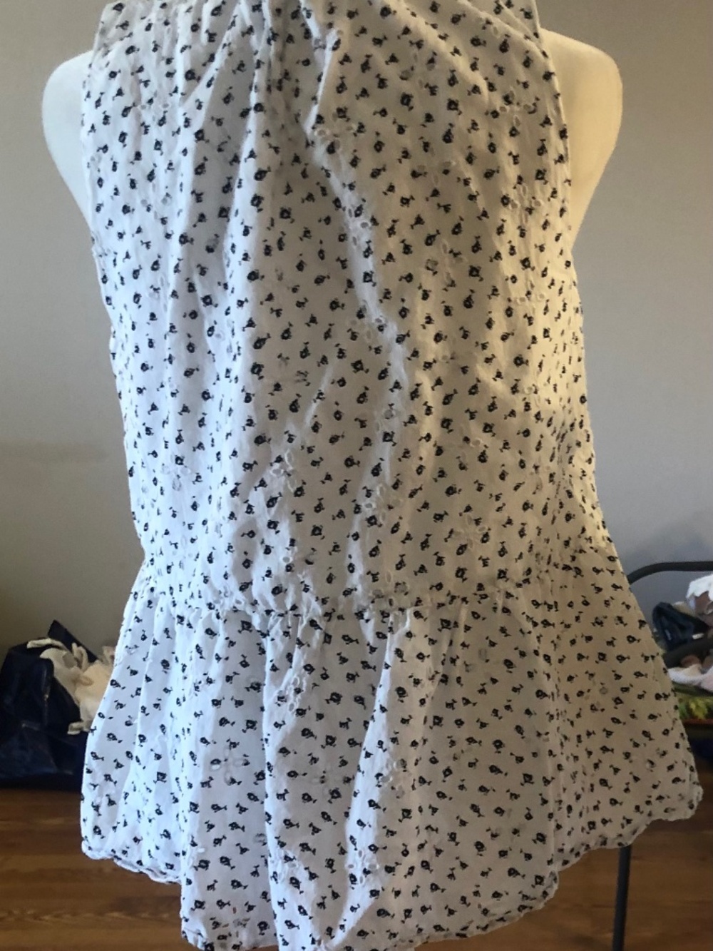 Loft Blouse - Picture 2 of 3
